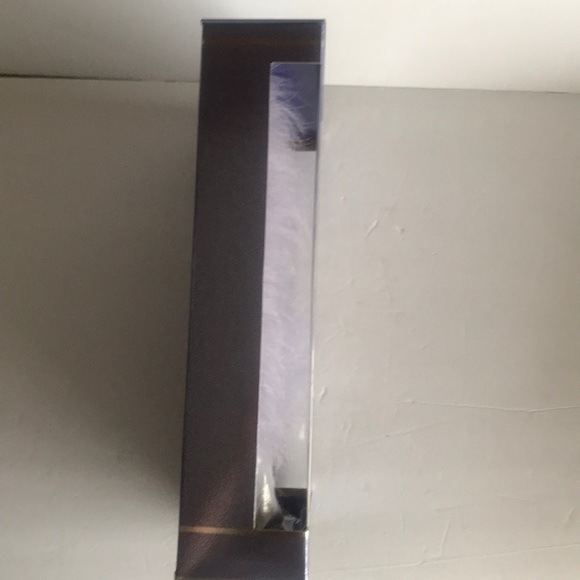 Cher timeless treasure Barbie - Picture 8 of 16